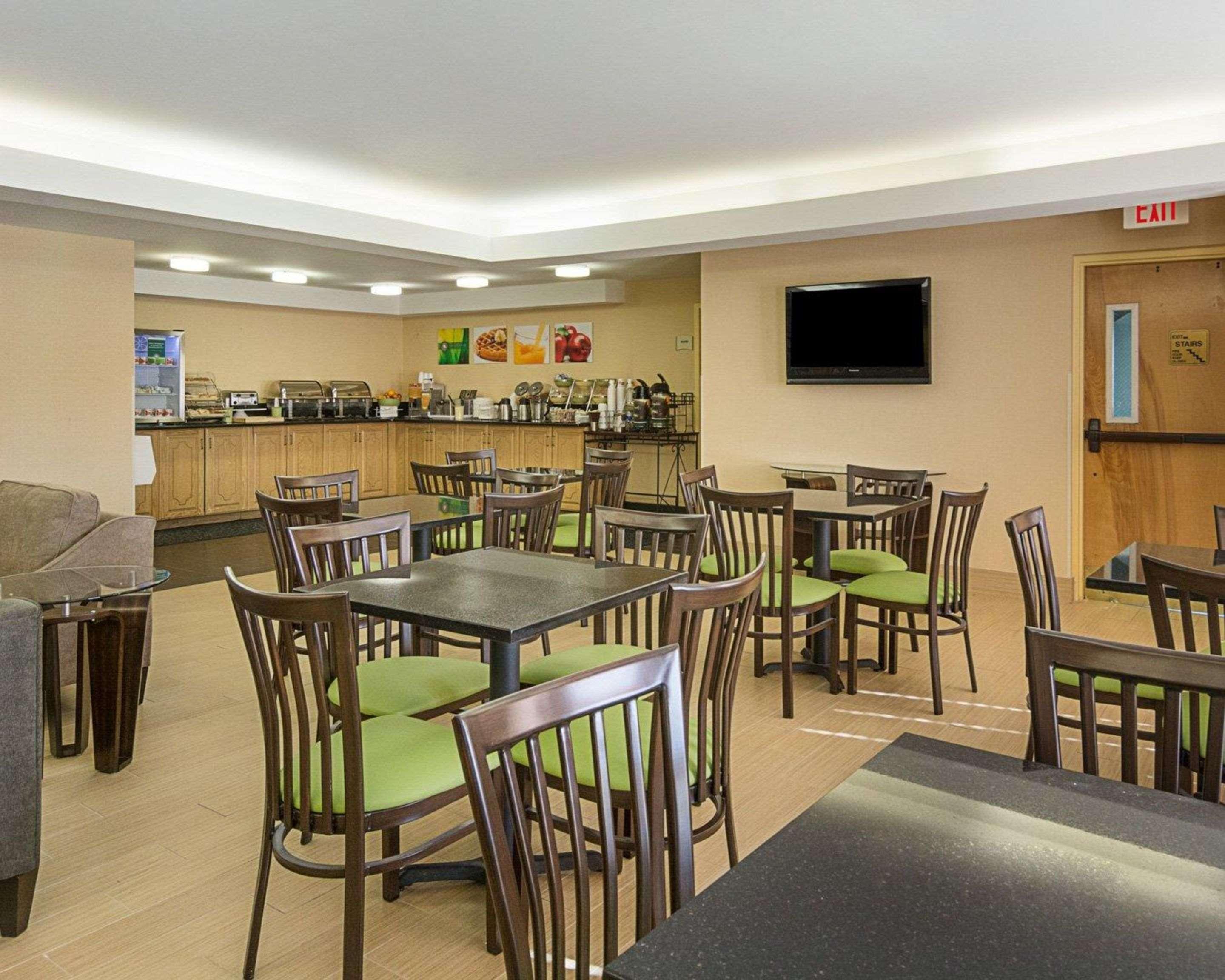 Quality Inn Richmond Airport Sandston Exteriér fotografie