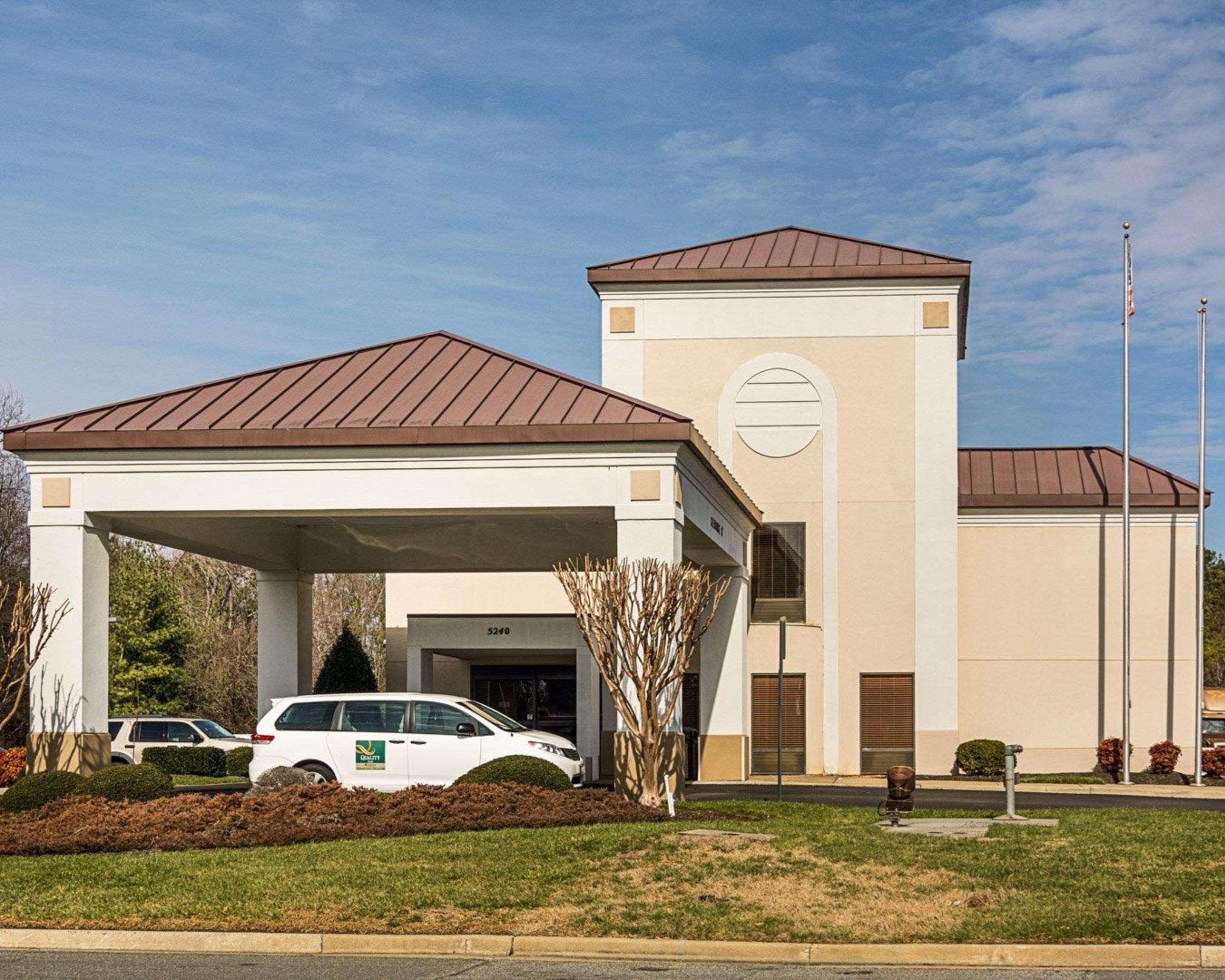 Quality Inn Richmond Airport Sandston Exteriér fotografie