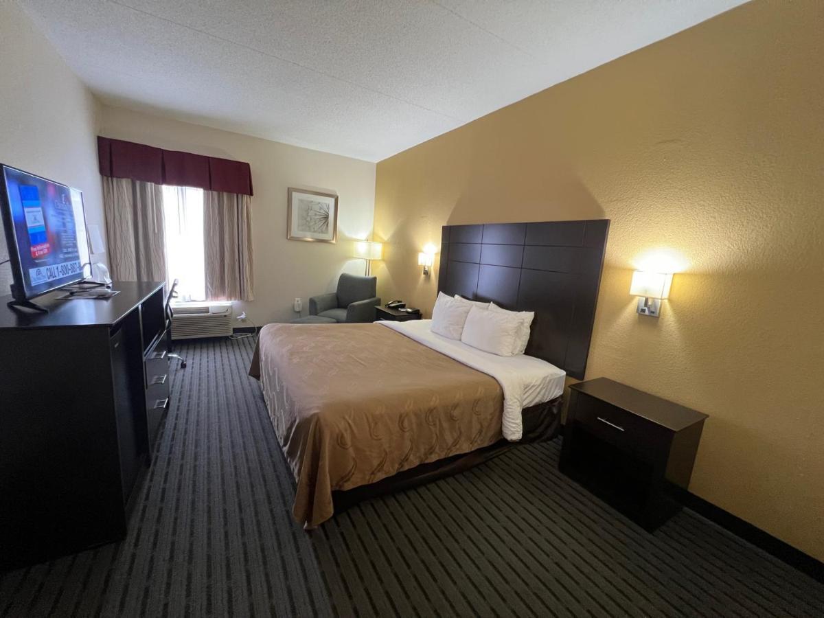 Quality Inn Richmond Airport Sandston Exteriér fotografie